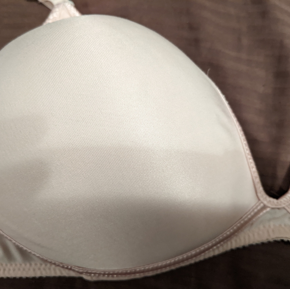 Bra - Picture 3 of 3